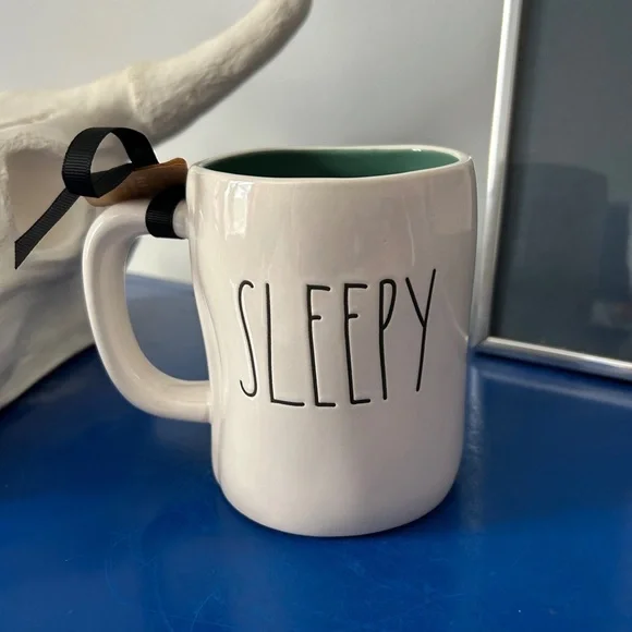 Rae Dunn Disney Snow White and the Seven Dwarfs Sleepy Mug - Picture 2 of 7